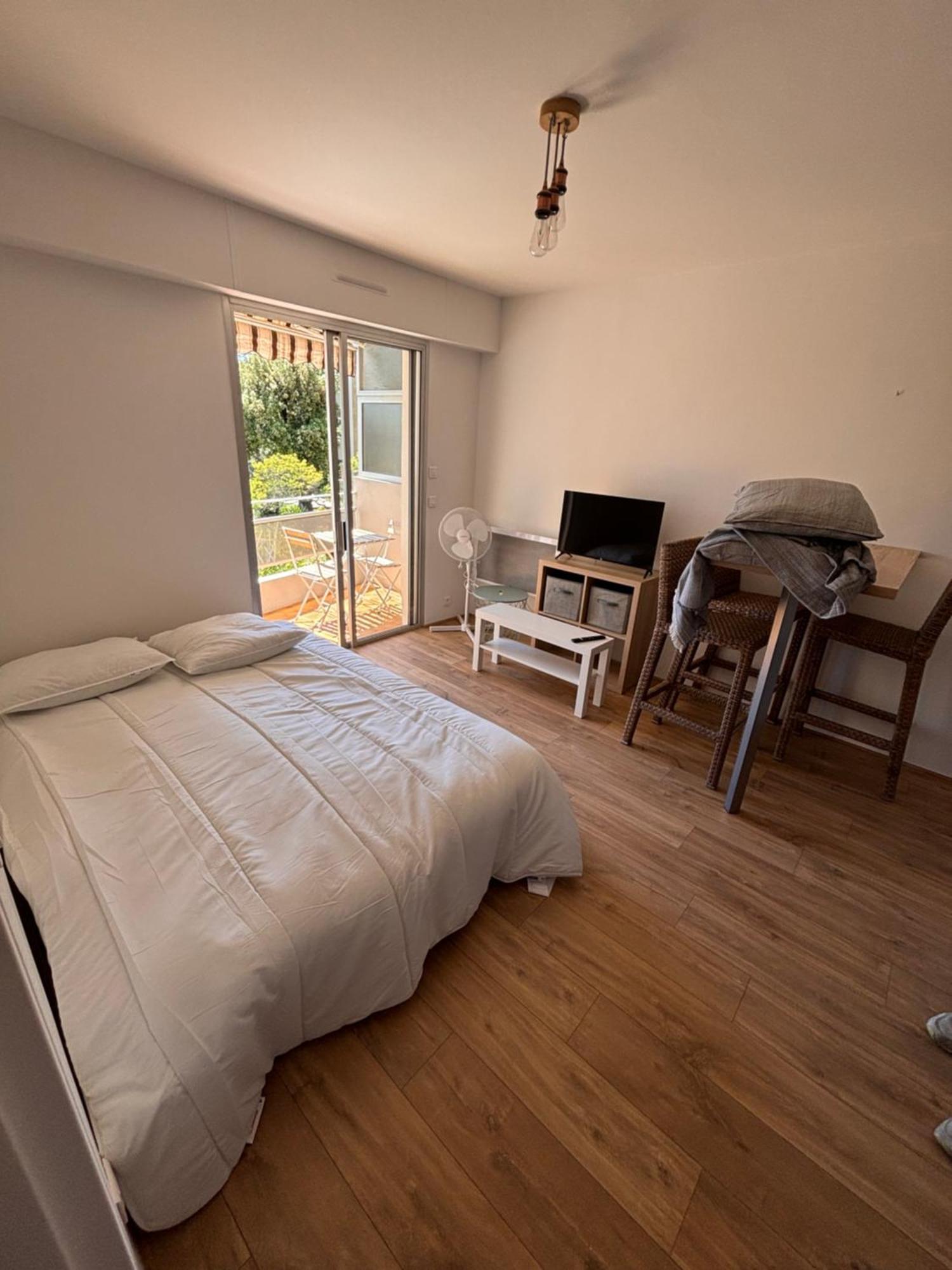 Appartamento Beau Studio 300 M De La Plage Avec Parking La Ciotat Esterno foto